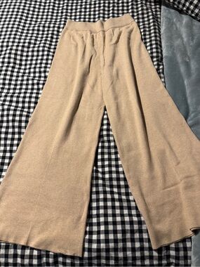 STYLUS Neutral Tan Knit Sweatshirt